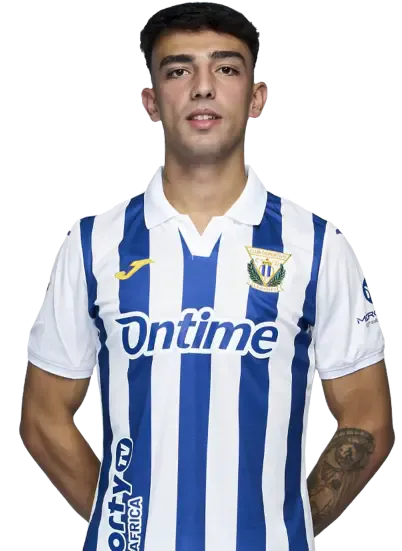 Naim García